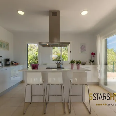 Villa Modern Villa, 210m From Sandy Alcudia (Mallorca)